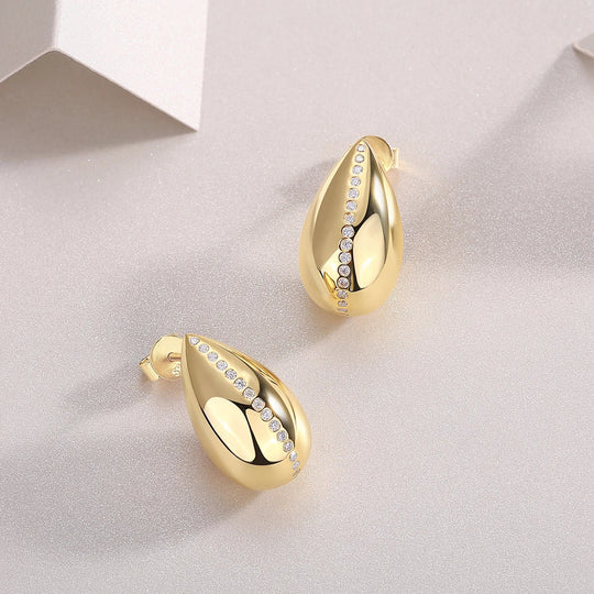 18K Gold Plated Teardrop Moissanite Stud Earrings 925 Sterling Silver