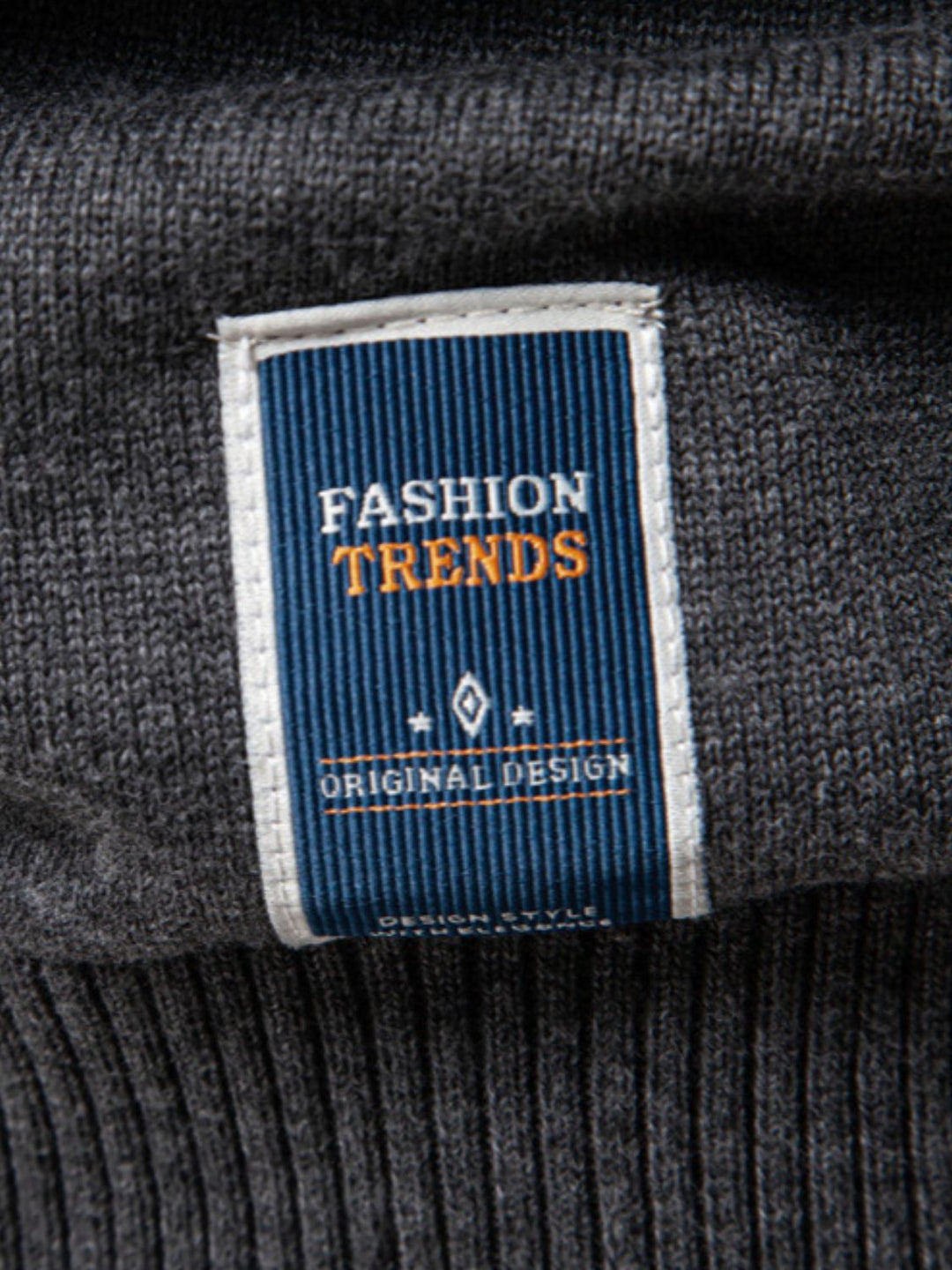 Men's Round Neck Long Sleeve Sweater