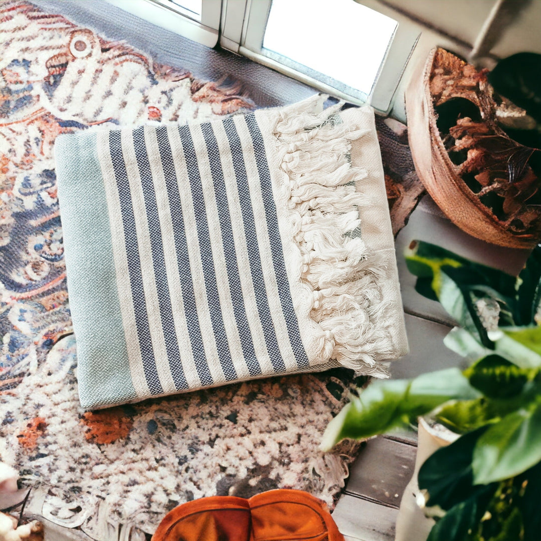 Mediterranean Cotton Bath Towel 180GSM Lightweight Gray Blue Summer