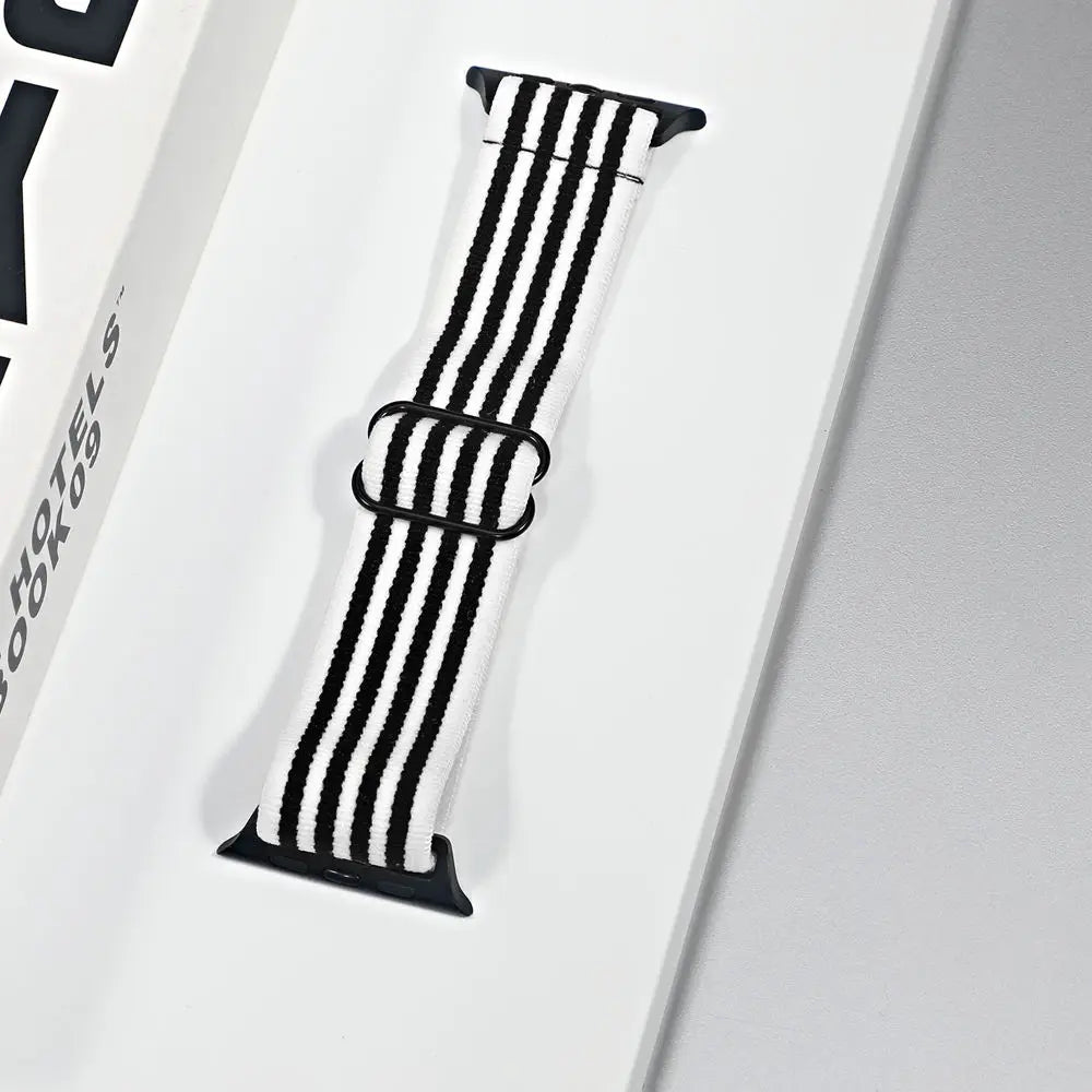 Apple Watch Nylon Sport Loop Strap - Breathable and Versatile