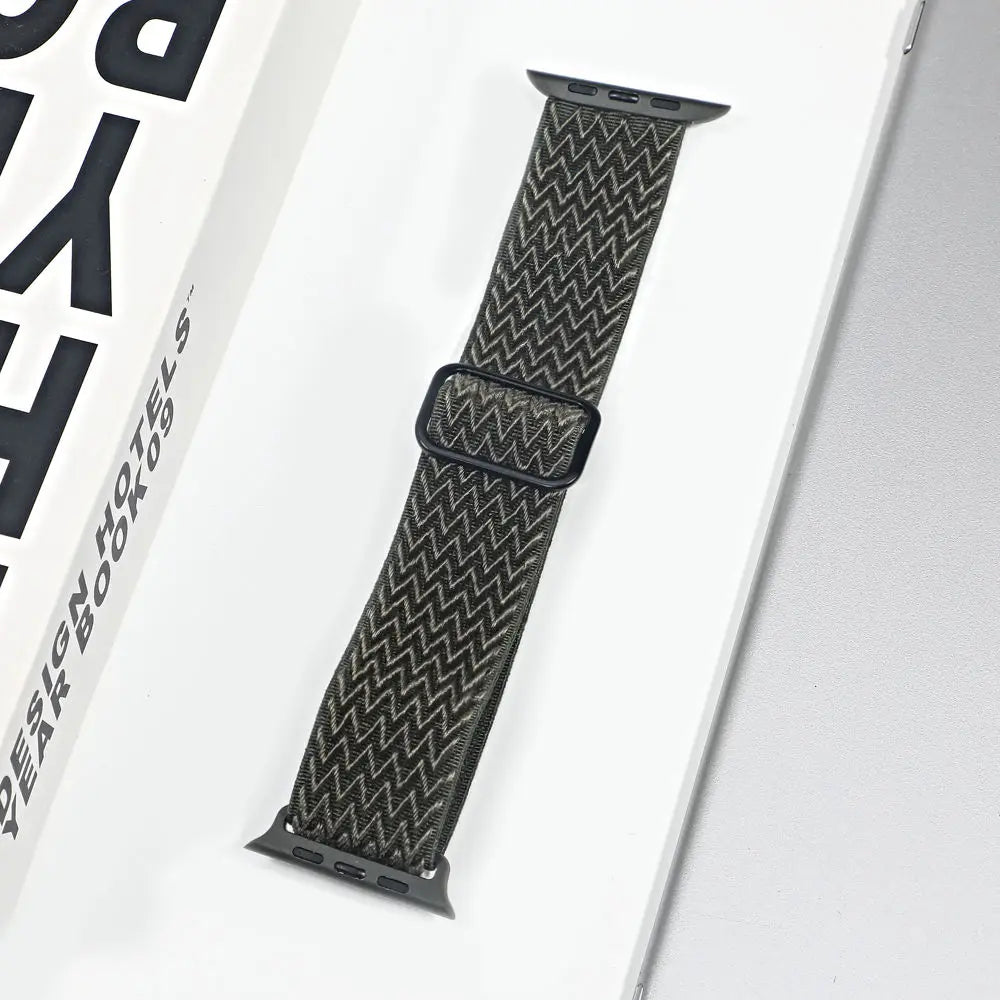Apple Watch Nylon Sport Loop Strap - Breathable and Versatile
