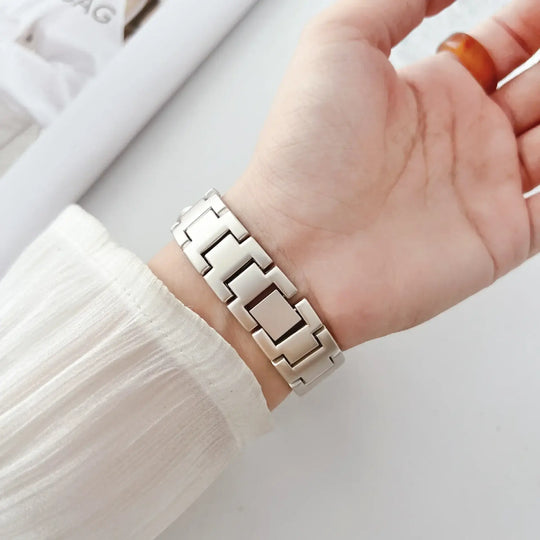 Apple Watch Metal Chain Strap - Premium Stylish Design