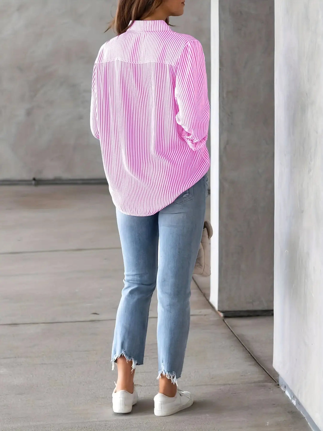 Classic Striped Casual, Business, Versatile Four Seasons Can Wear A Long-sleeved Shirt.