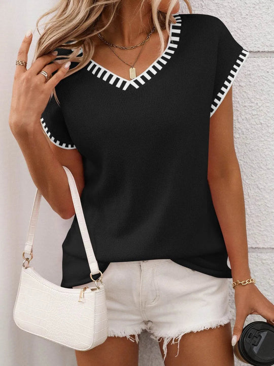 Contrast Trim V-Neck Short Sleeve Knit Top