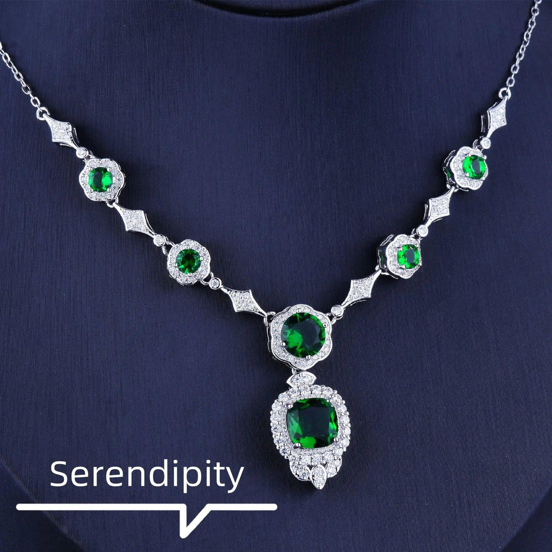 Emerald Elegance White Gold Necklace