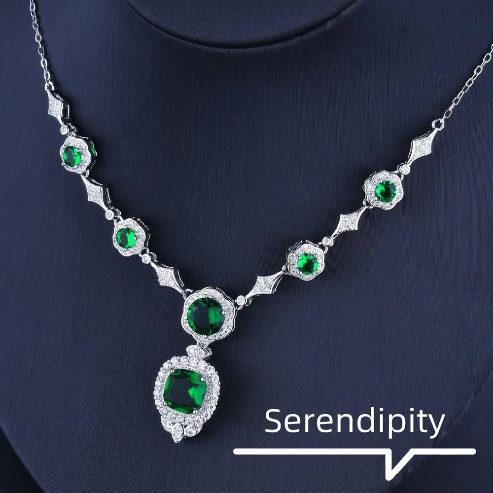 Emerald Elegance White Gold Necklace