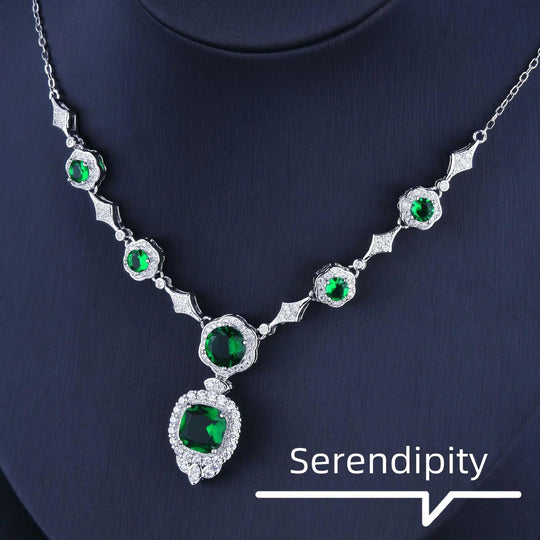Emerald Elegance White Gold Necklace